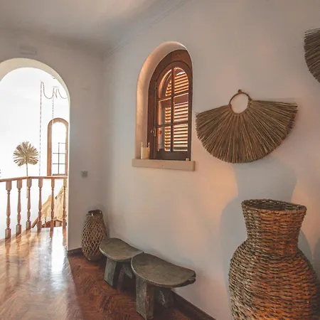 Pietra Eco Penzion Estoril