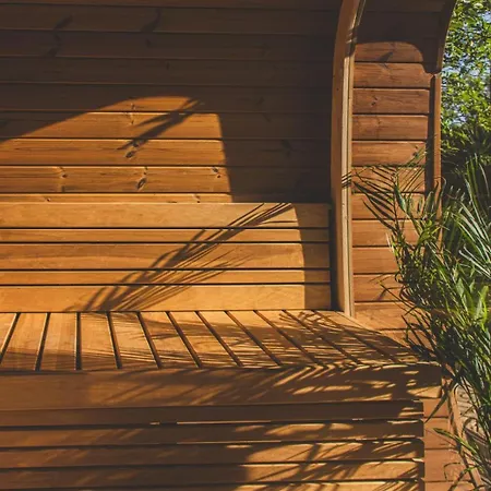 Pietra Eco Penzion Estoril