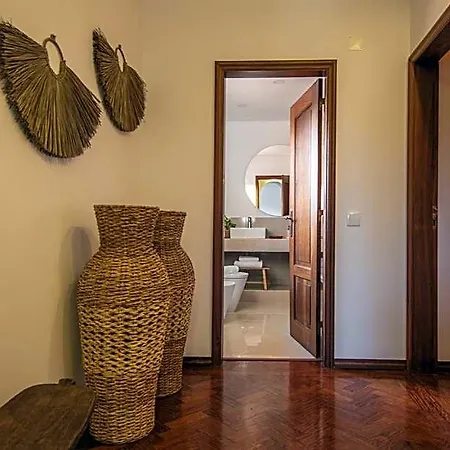 Pietra Eco *